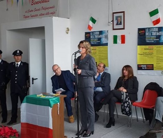 ANNA INTERNICOLA